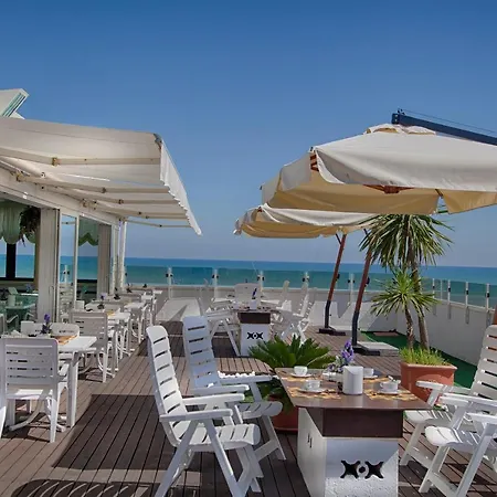 Nettuno Hotel 3*